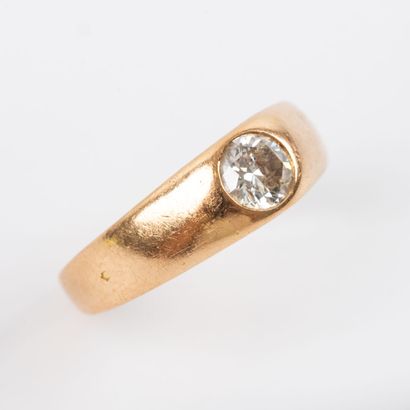 Ring, brilliant-cut diamond 0,60 carat approximately,...