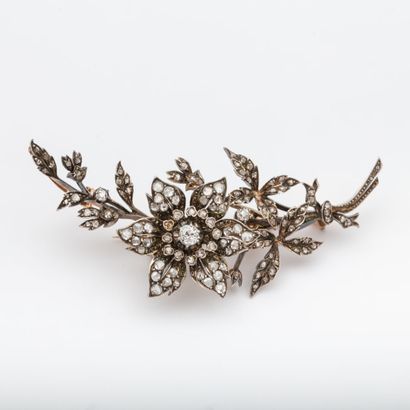 Brooch 