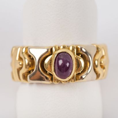 Ring ruby cabochon, setting articulated two...