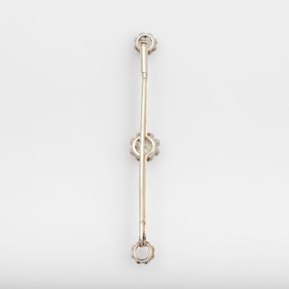 Barrette brooch, central half-cut diamond,...