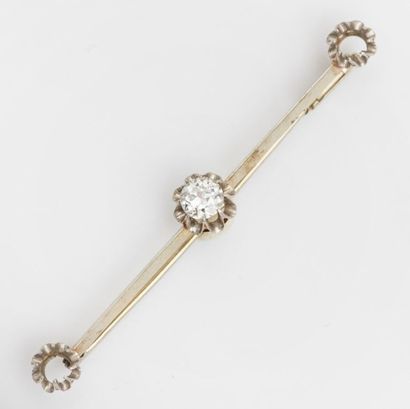 Barrette brooch, central half-cut diamond,...
