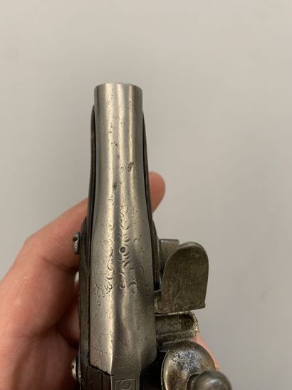 Small pistol of gousset or of voyage assembled...