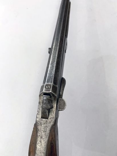 Lot including: 
- a small garden rifle with...