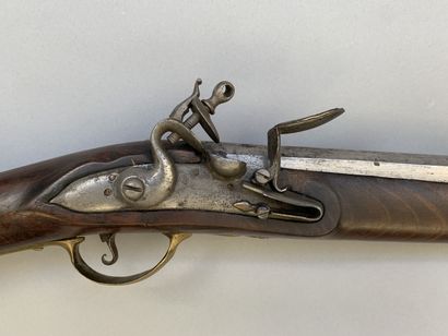 Single shot flintlock shotgun. Long octagonal...
