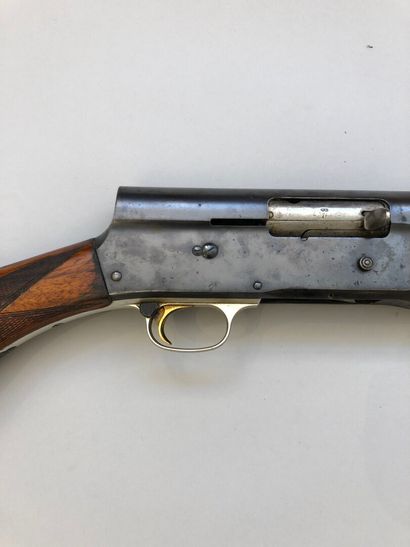 Fusil semi-automatique Browning auto-5 calibre...