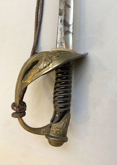 Sabre 1896 d'officier de cavalerie. Lame...