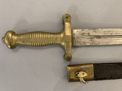 Glaive modèle 1833 allégé de petite taille...
