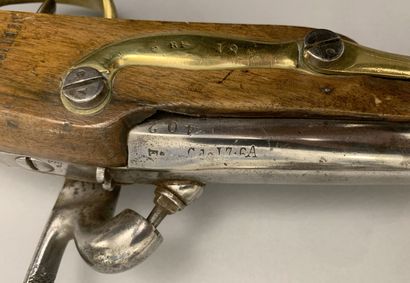 Pistol model 1822 Tbis. Lock marked Manufacture...