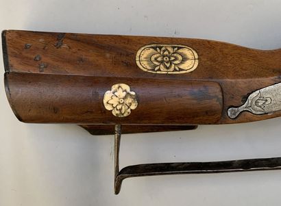Curious and rare flintlock transformation...