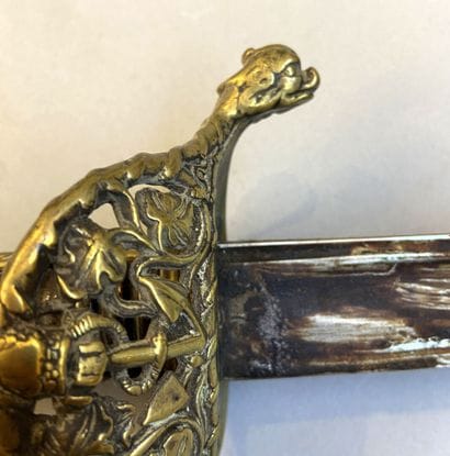 Sabre d'officier de Marine 1837
Lame courbe...