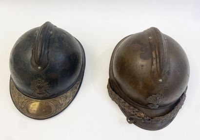 Lot of two helmet shells Adrian model 15,...