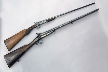 Lot including: 
- a small garden rifle with...