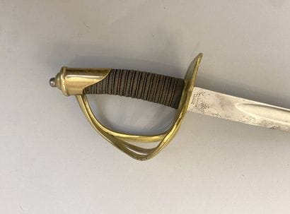 Sabre de cavalerie légère fabrication anglaise...