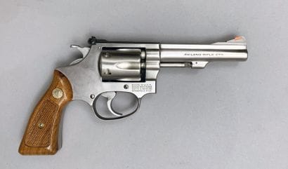 Revolver Smith & Wesson modèle 63 dans sa...