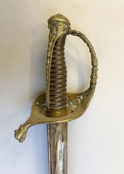 Sabre d'officier de Marine 1837
Lame courbe...