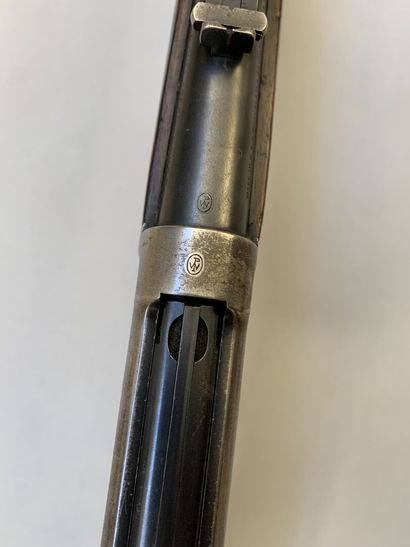 Carabine de selle à levier de sous garde...