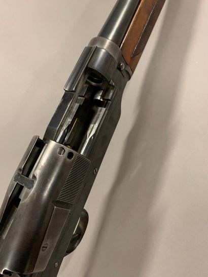 Rare et fascinant fusil semi-automatique...
