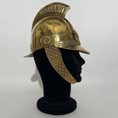 Brass crest of fireman (France second half...