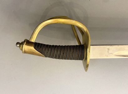 Sabre de cavalerie légère fabrication anglaise...