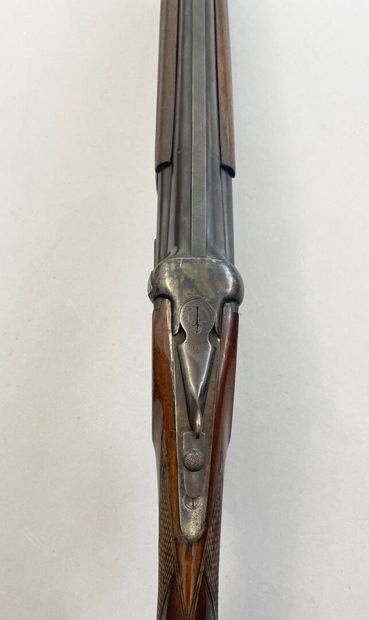 Fusil superposé italien calibre 12/70 à éjecteurs...