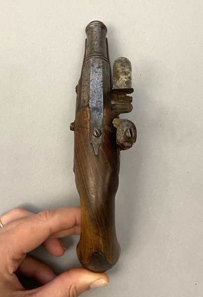 Pair of flintlock pocket pistols in 40 caliber...