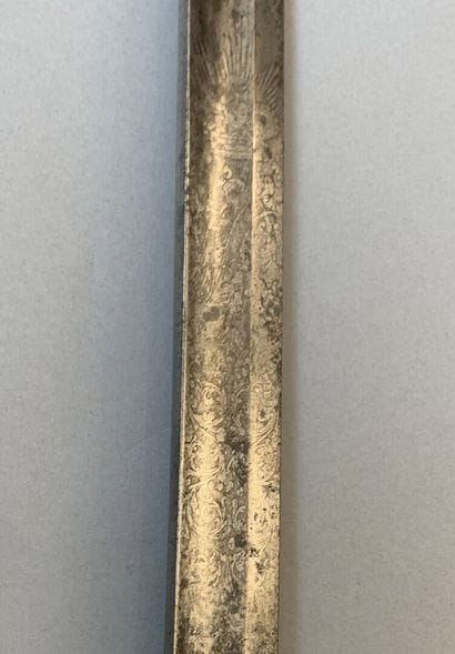 Sabre d'officier d'artillerie anglais ressemblant...