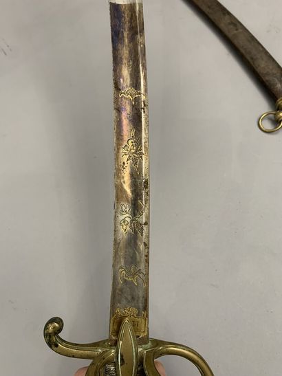 Joli sabre d'officier de cavalerie légère...