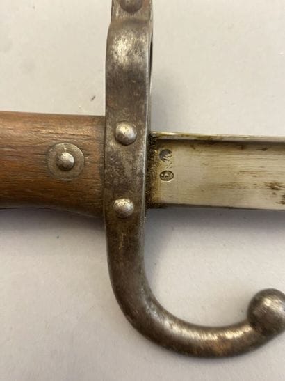 Lot de deux baïonnettes Gras infanterie modèle...