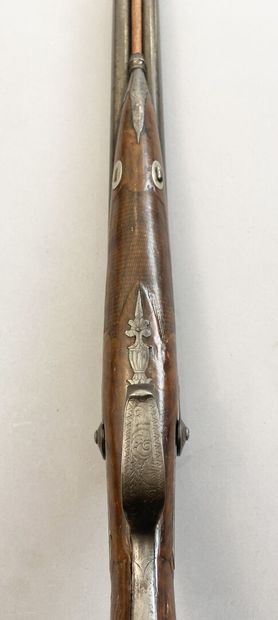 Beautiful shotgun with percussion with beautiful...