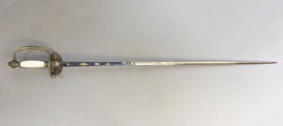 Lot of three swords of company : 
- a sword...
