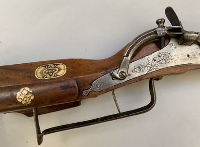 Curious and rare flintlock transformation...
