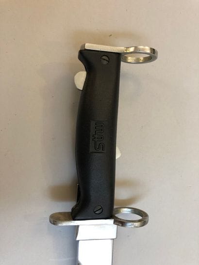 Baïonnette règlementaire française de fusil...