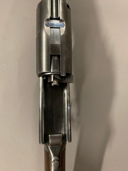 Rare et fascinant fusil semi-automatique...