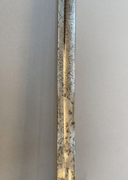 Sabre d'officier d'artillerie anglais ressemblant...