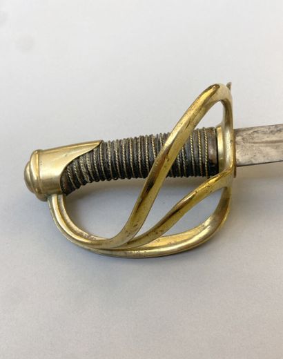 Lot of two sabers including : 
- an 1855...