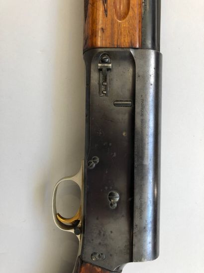 Fusil semi-automatique Browning auto-5 calibre...