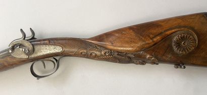 Beautiful shotgun with percussion with beautiful...