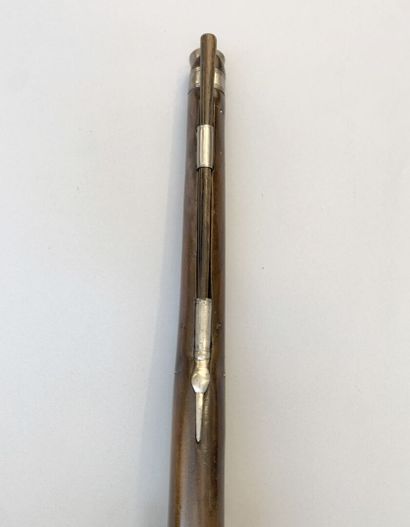 Extremely curious rifle resulting from a...