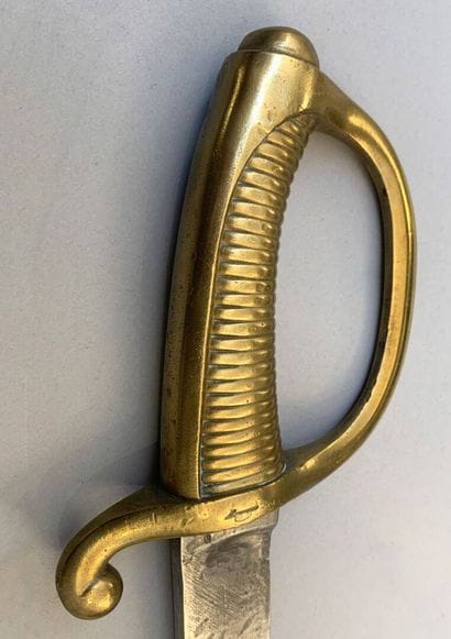 Ensemble d'armes blanches comprenant : 
-...