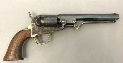 Joli revolver Colt 1849 Pocket en calibre...