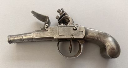 Nice flintlock pocket pistol with two tabletop...