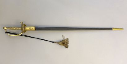 Epée à clavier d'officier de justice militaire...