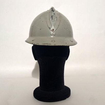 Interesting Adrian helmet type 1926 painted...
