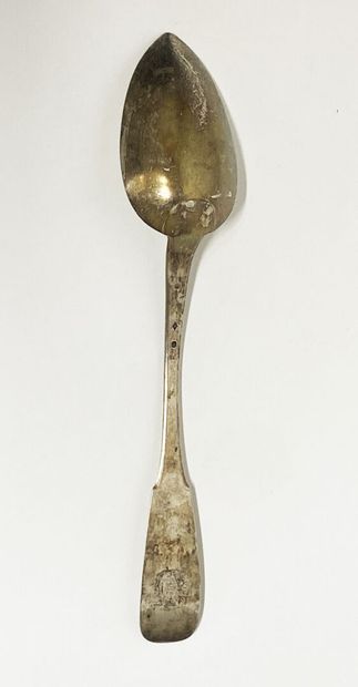 Cuillère à ragout en argent.
P: 192 g.