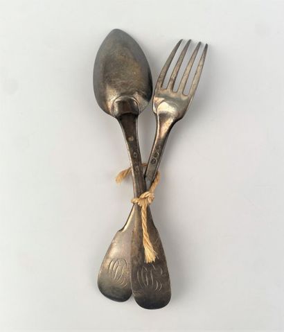 Trois couverts en argent, modèle uniplat,...
