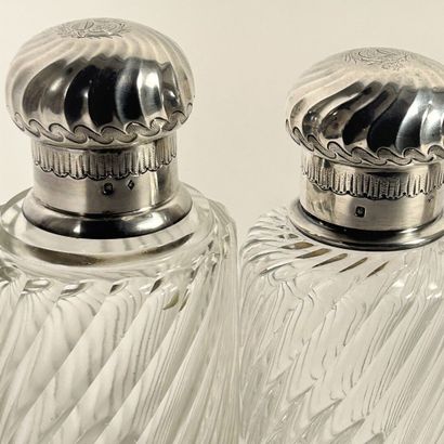 BOINTABURET
Nécessaire de toilette en argent...