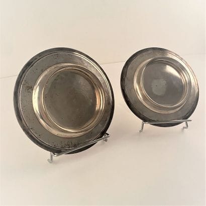 Paire de coupes sur talon en argent à décor...