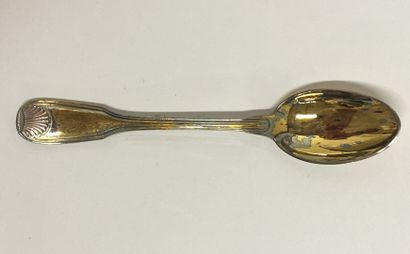 Douze cuillères à café en argent.
P: 190...