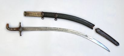 Kilij ottoman. Belle lame courbe plate à...