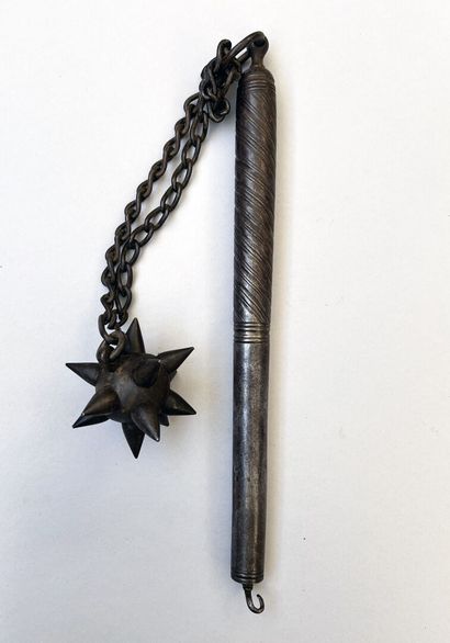 Evocation d'un fléau d'arme dans le goût...